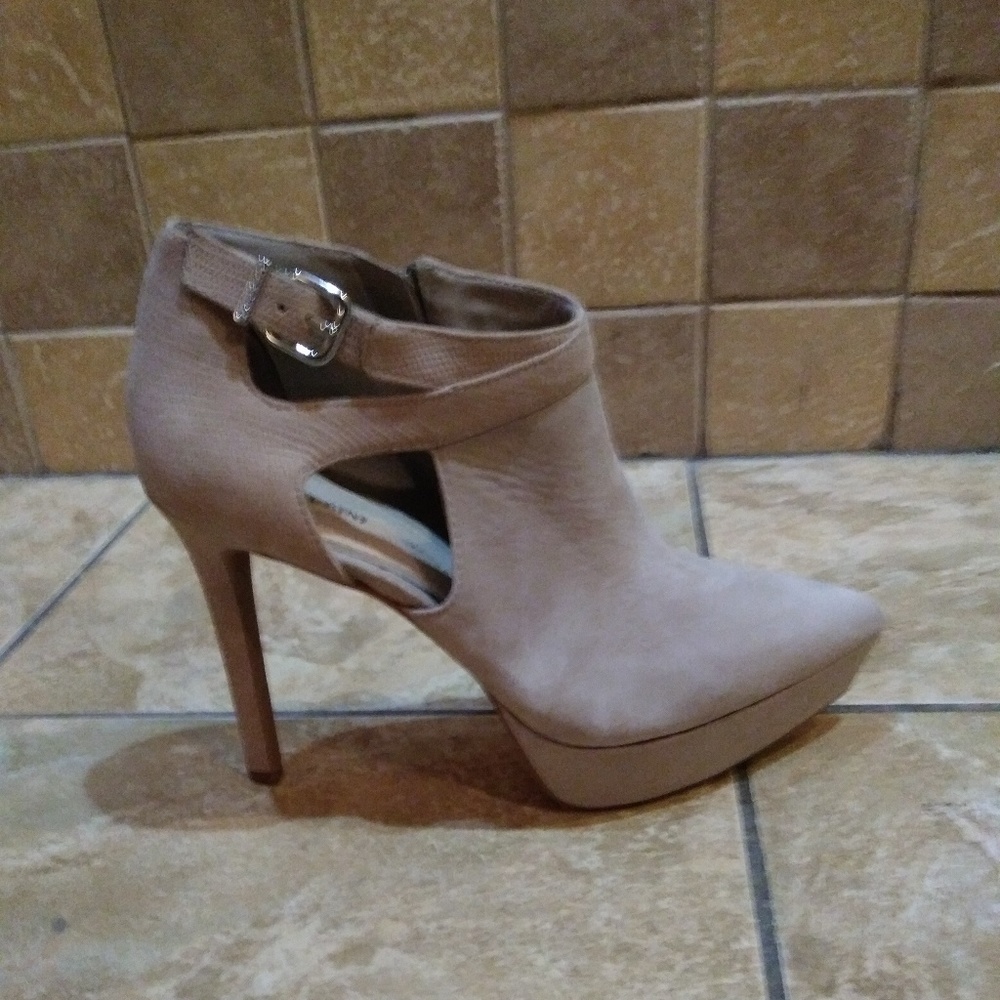 Nude Gianni bini cut-out buckle ankle boots